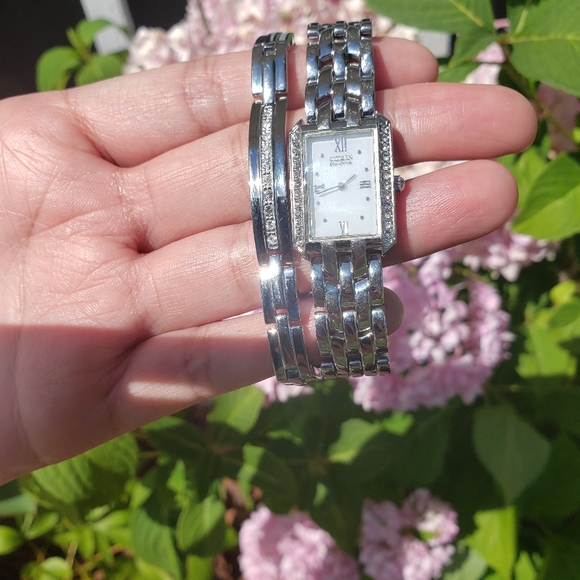 Authentic Eco Citizen Watch - Picture 2 of 6